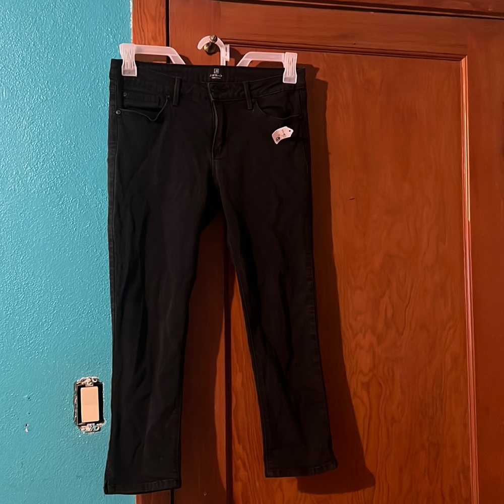 Low rise thrifted jeans never wore